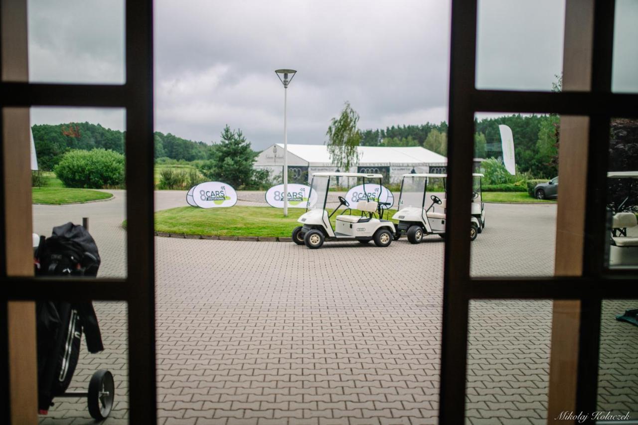 Golf Apartament W Sobieniach Sobienie Jeziory Exterior foto